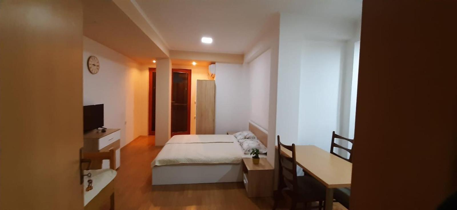 Apartment Riki 3 Near Bus Station Ohri Oda fotoğraf