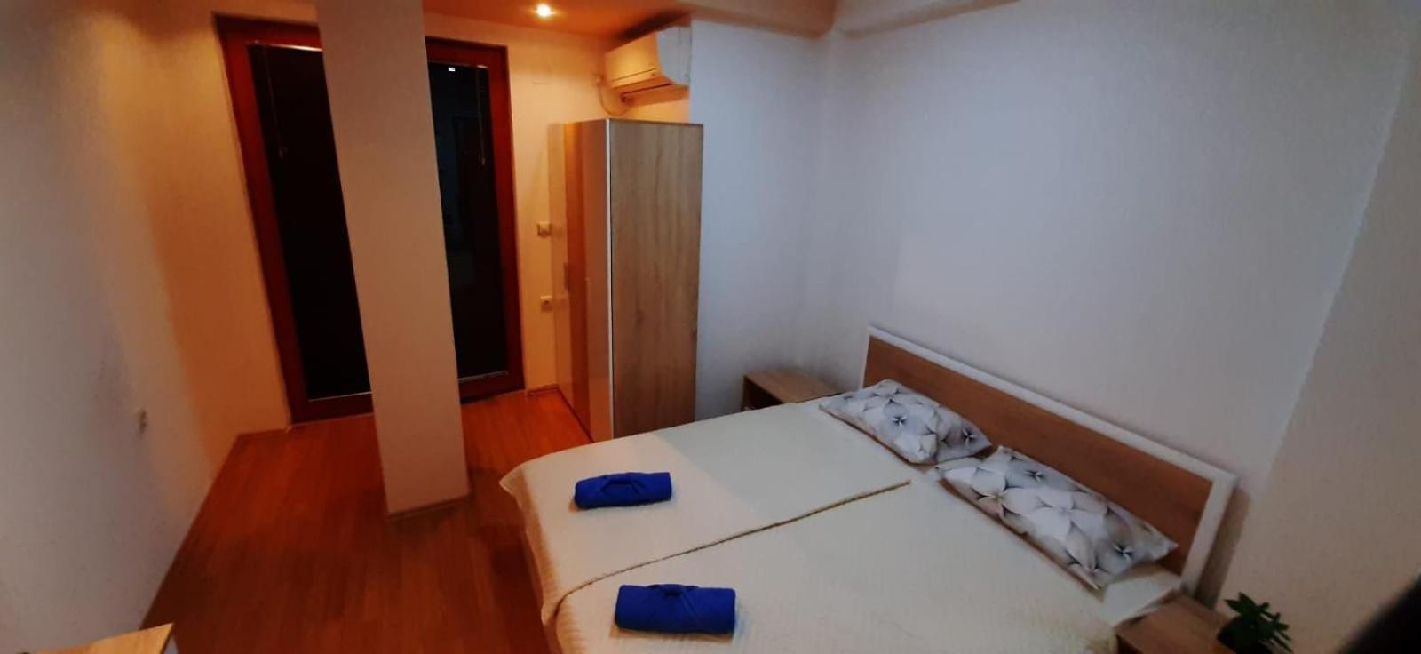 Apartment Riki 3 Near Bus Station Ohri Oda fotoğraf